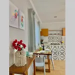 Villa Cerenata, Downtown,Few Steps From The Beach.